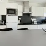 2 Modern, Terrace And Parking *