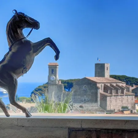 2 Modern, Terrace And Parking