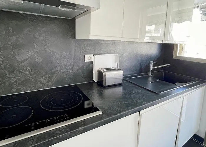 2 Modern, Terrace And Parking *